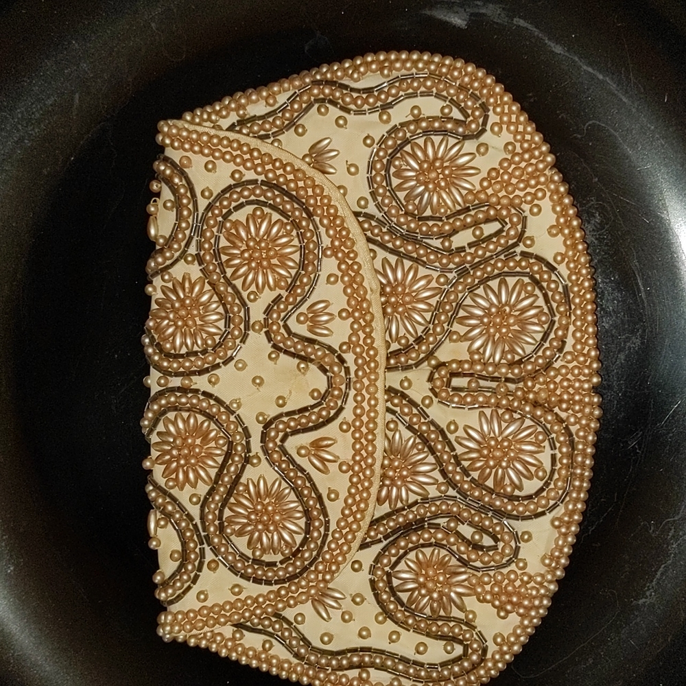 Vintage Beaded Hand Clutch